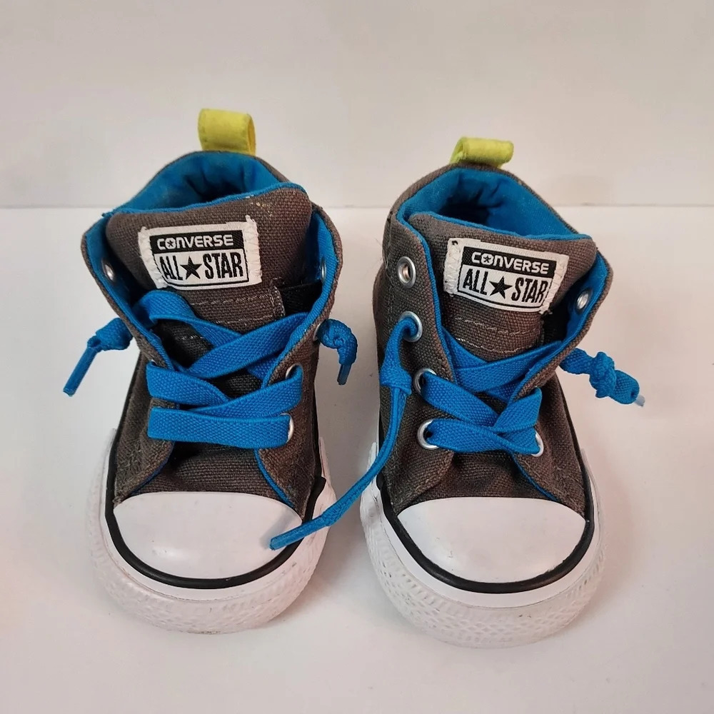 Converse All-Star Chuck Taylor Gray with Blue Laces Infant Size 4